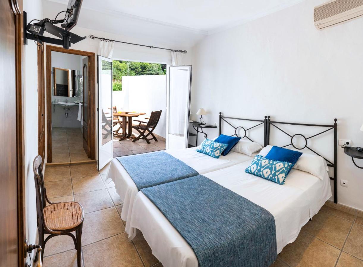 Hostal Tres Molins Jesus Pobre Dış mekan fotoğraf